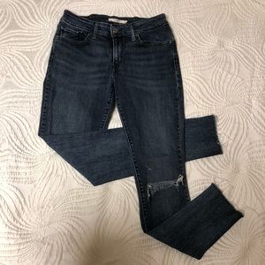 711 skinny Levi’s